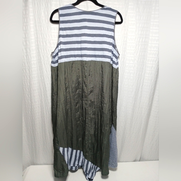 Taravao Crew Neck Sleeveless Midi Dress. Size XL - Picture 2 of 8